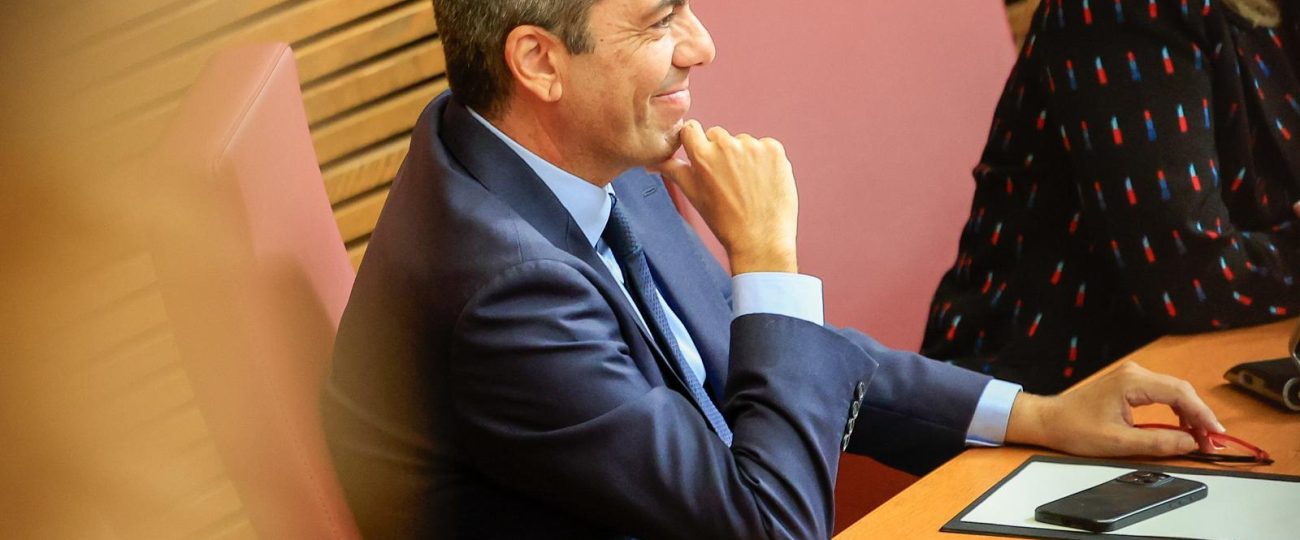 Llorca Asume Presidencia de la Generalitat y Pide Perdón por la DANA